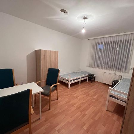 Duisburg Feelhome, Flughafen Nah,3-Schlafzimmer, Dusche Ebenerdig, Zentral, Wifi, Ground Floor Kültér fotó