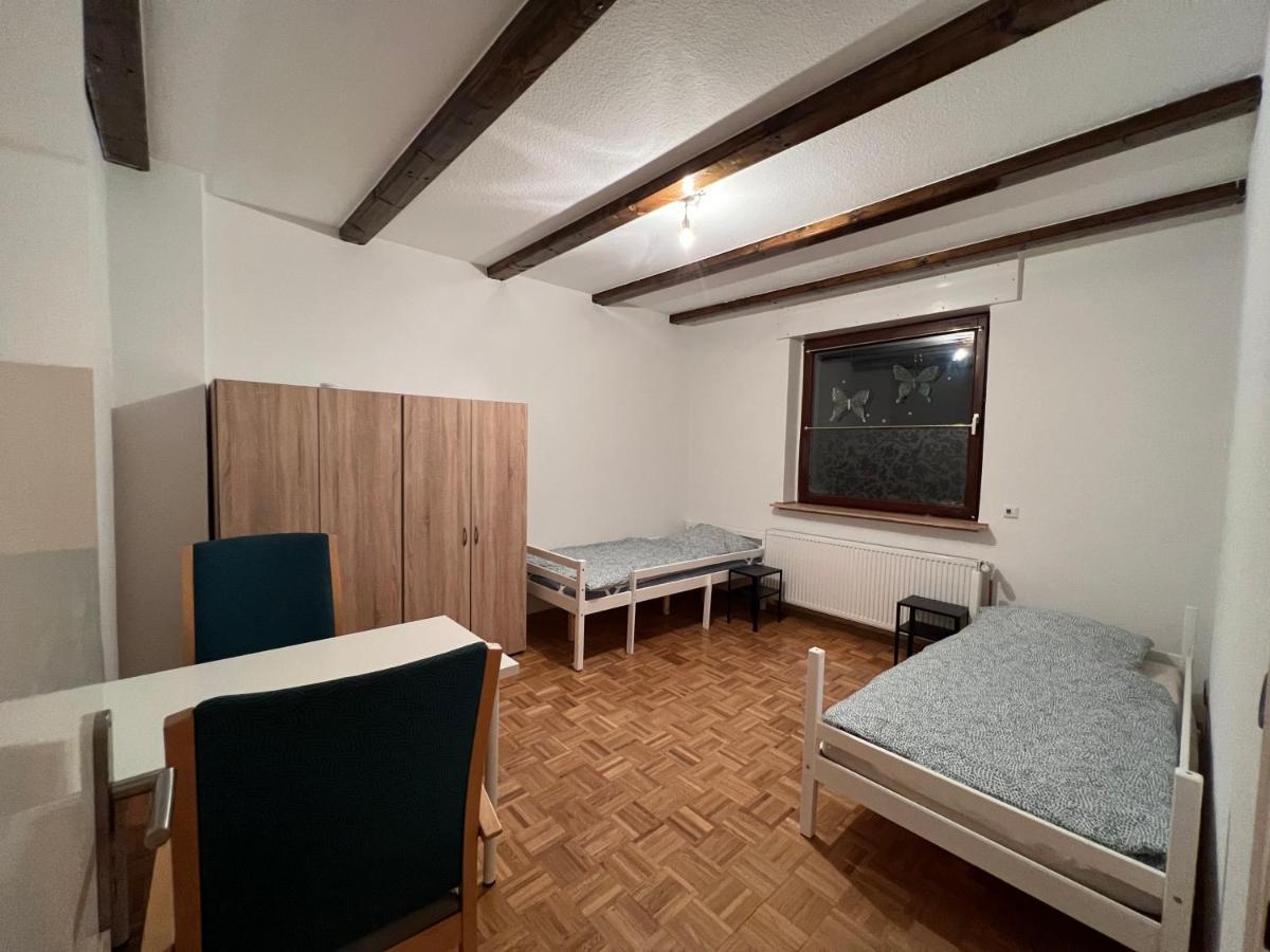 Duisburg Feelhome, Flughafen Nah,3-Schlafzimmer, Dusche Ebenerdig, Zentral, Wifi, Ground Floor Kültér fotó