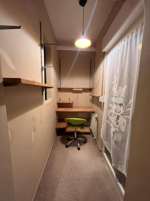Duisburg Feelhome, Flughafen Nah,3-Schlafzimmer, Dusche Ebenerdig, Zentral, Wifi, Ground Floor Kültér fotó